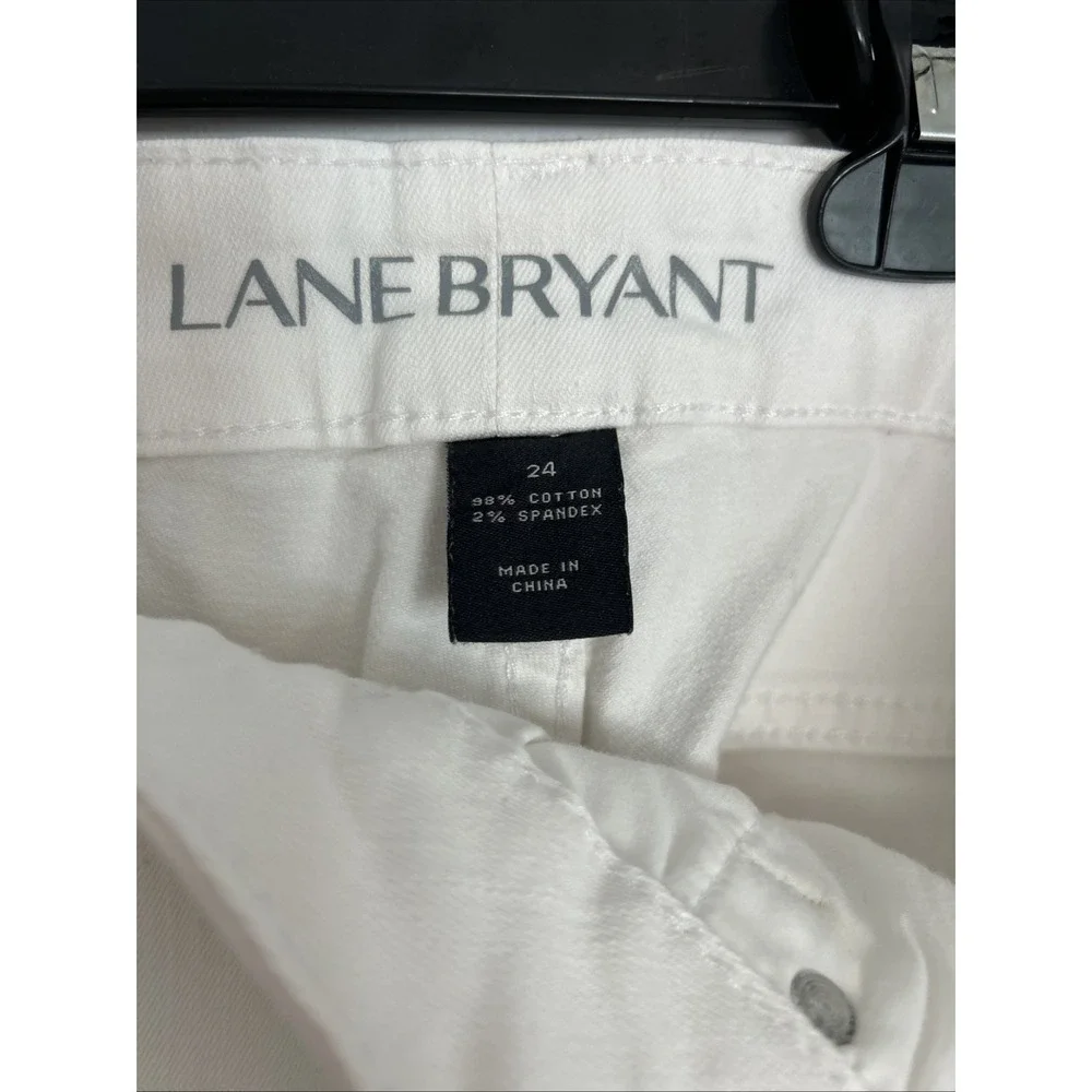 Lane Bryant Women's White‎ Jeans Size 24 P Embroidered Flower Cropped Girlfriend